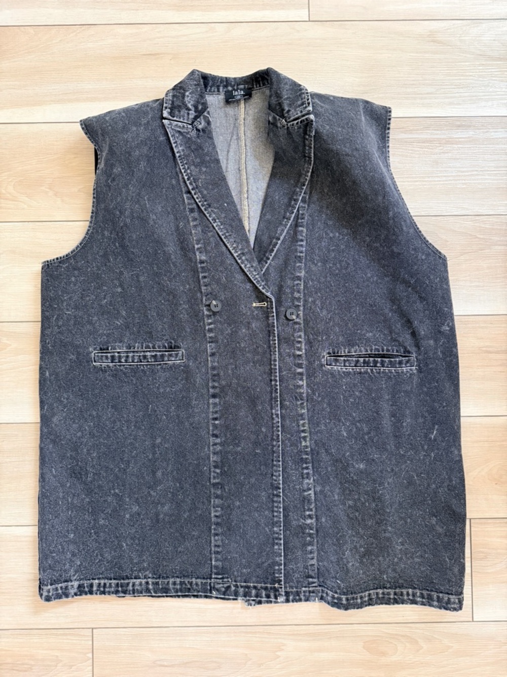 Dressed in Lala Outlaw Longline Denim Black Blazer - Picture 2 of 11
